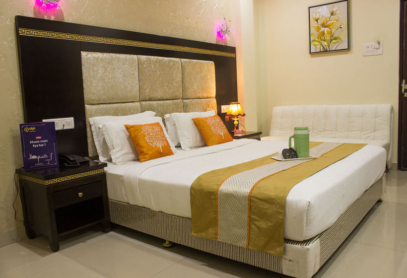 Hotel Oyo Premium Nagpur C A Road 3