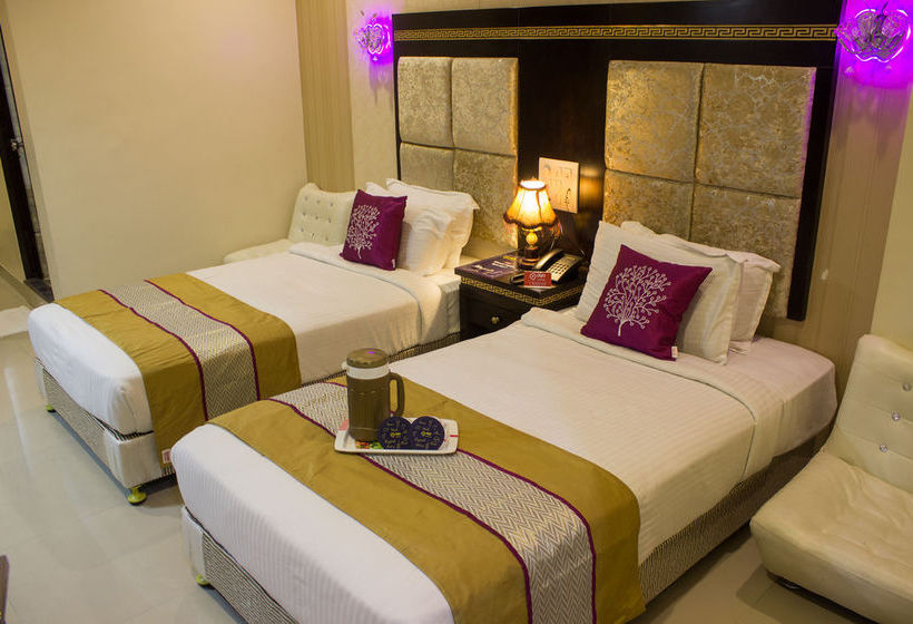 Hotel Oyo Premium Nagpur C A Road 5