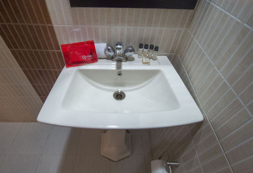 Hotel Oyo Rooms Gurudwara Road 2