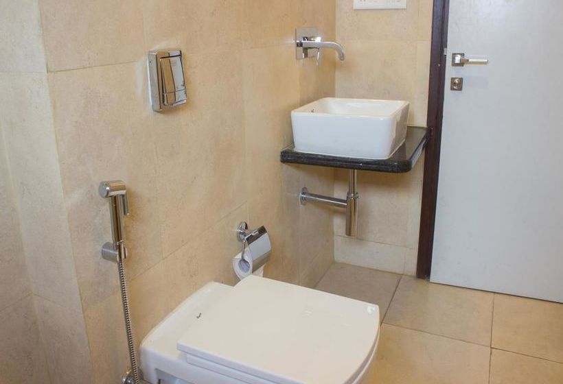 Hotel Oyo Premium Embassy Hingna Road 2