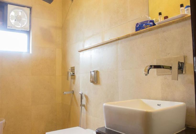 Hotel Oyo Premium Embassy Hingna Road 6