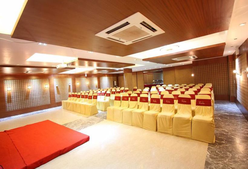 Hotel Oyo Premium Limda Chowk 16