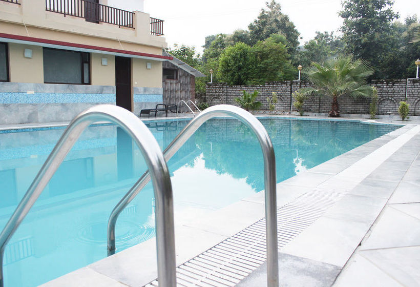 Hotel Oyo Premium Corbett Kyari 19