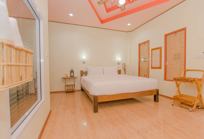 Hotel Pasathai Resort