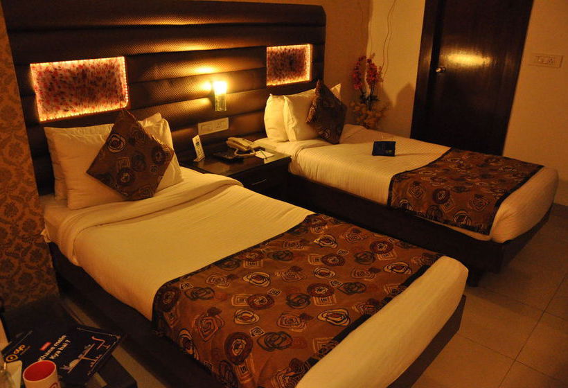 Hotel Oyo Premium Gwalior City Centre 10