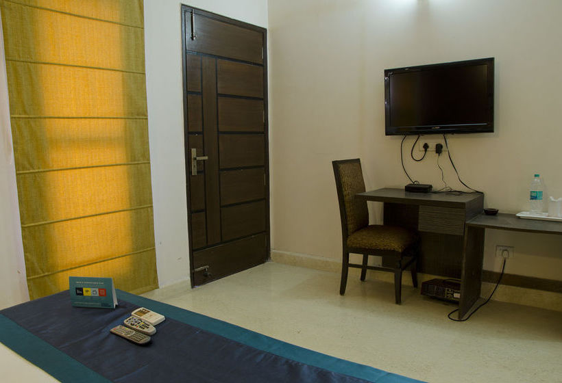 Hotel First Choice Service Apartments DLF Phase 3 Gurgaon 12