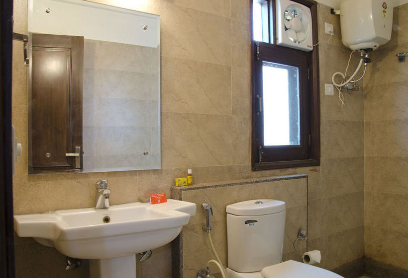 Hotel First Choice Service Apartments DLF Phase 3 Gurgaon 2