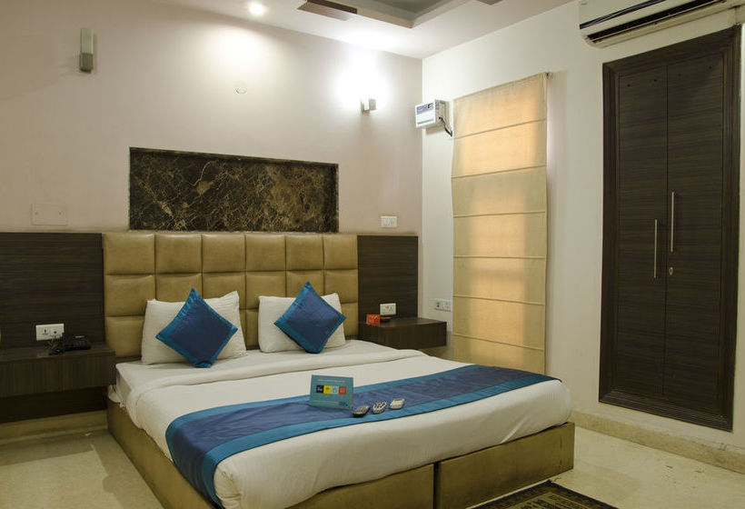 Hotel First Choice Service Apartments DLF Phase 3 Gurgaon 3