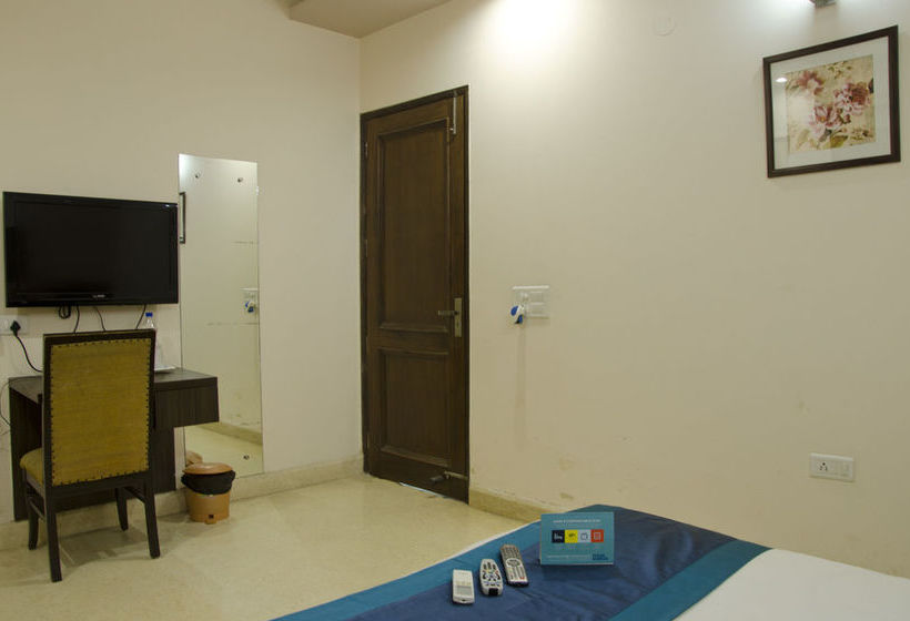 Hotel First Choice Service Apartments DLF Phase 3 Gurgaon 9