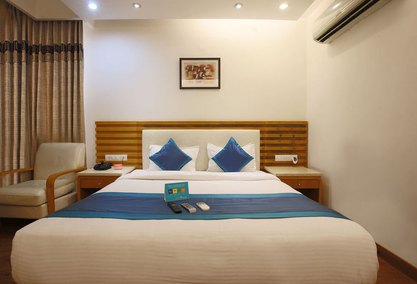 Fabhotel Phase 2 Dlf Square 10