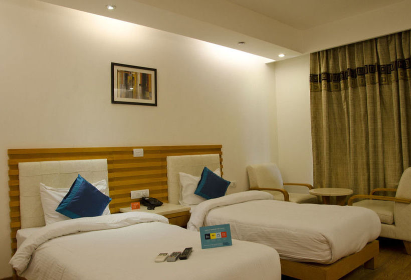 Fabhotel Phase 2 Dlf Square 6