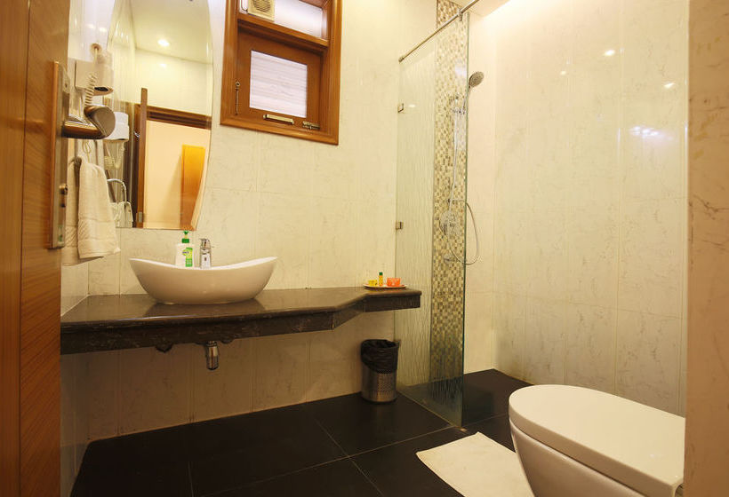 Fabhotel Phase 2 Dlf Square 7