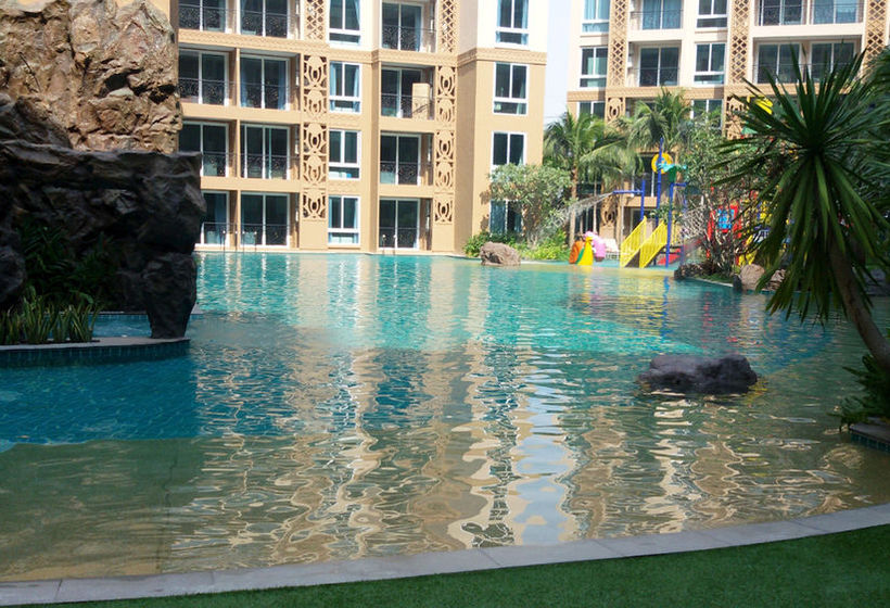 Hotel Atlantis Resort Jomtien Beach 4