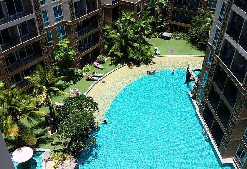 Hotel Atlantis Resort Jomtien Beach 9