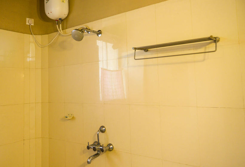 Hotel Oyo Rooms Candolim Health Centre 16