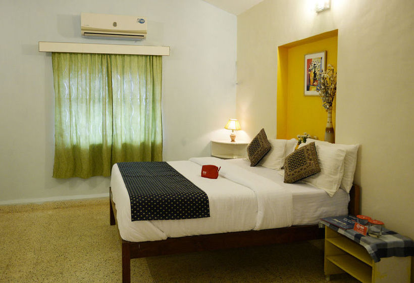 Hotel Oyo Rooms Candolim Health Centre 3