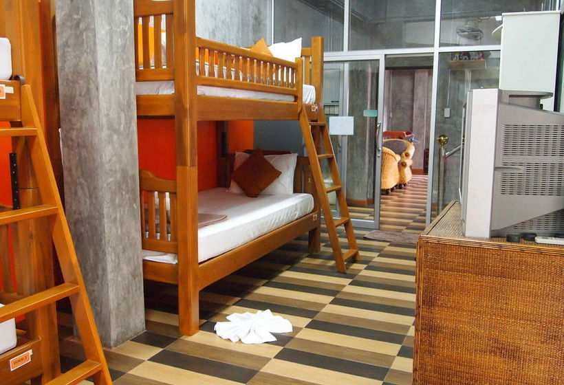 Hospedaria Baan Phatchara 17