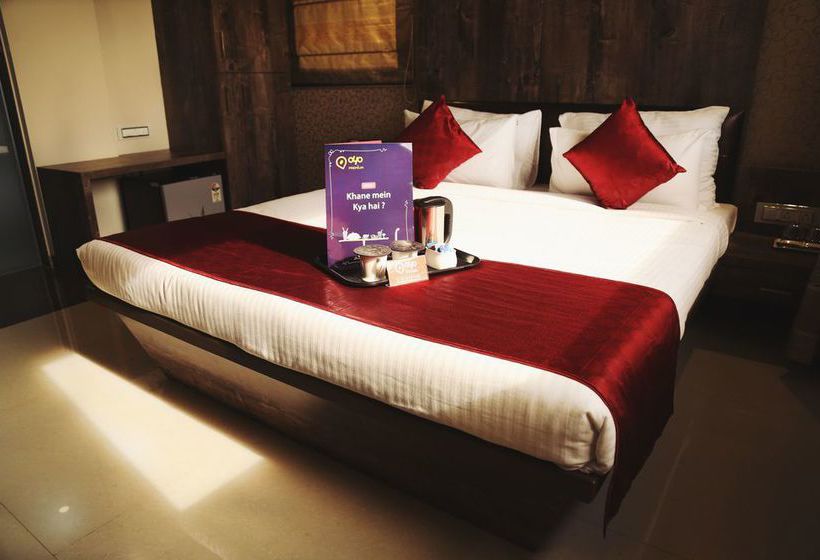 Hotel Oyo Premium Pimpri Finolex Chowk 13