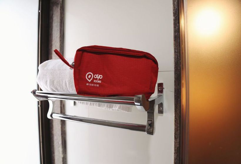 Hotel Oyo Premium Pimpri Finolex Chowk 2