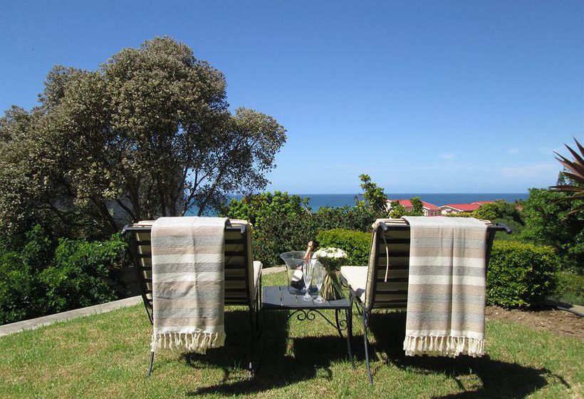 Sea Whisper Self Catering 5