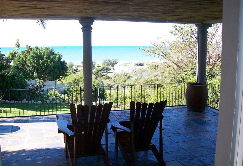 Sea Whisper Self Catering 8