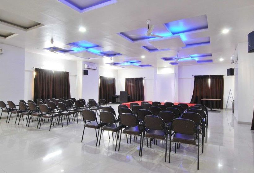 Fabhotel Wakad Hinjewadi 17