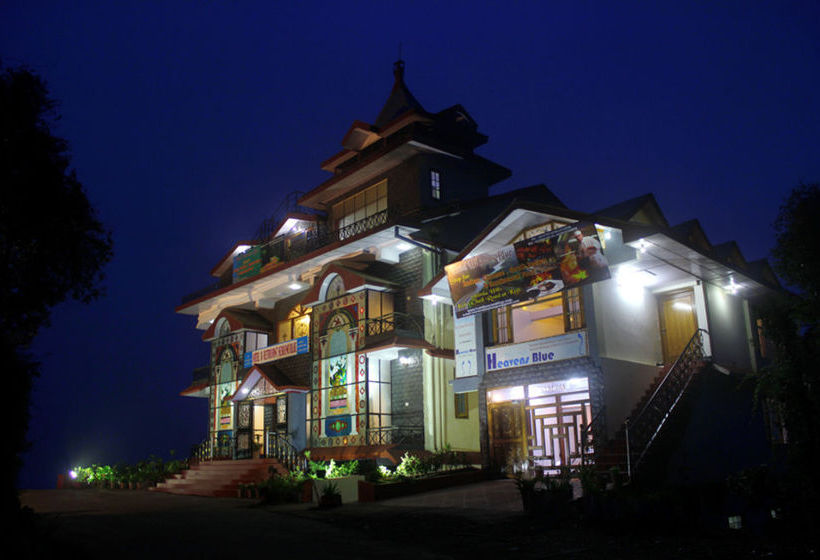 Hotel Himalayan Escape 11