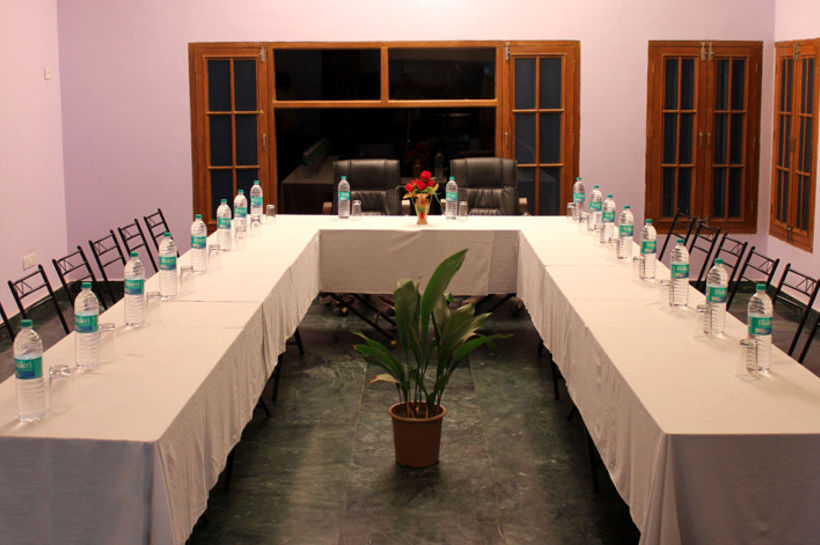 Hotel Himalayan Escape 15