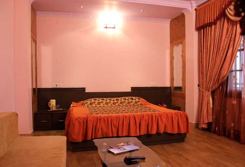 Hotel Himalayan Escape 2