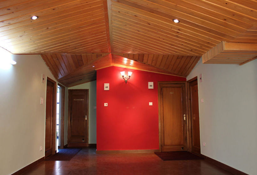 Hotel Himalayan Escape 8