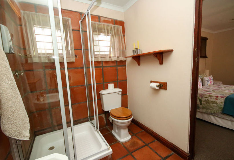 Pension The Village Lodge 10