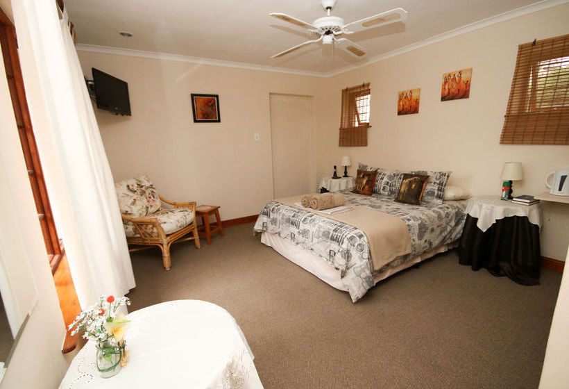 Pension The Village Lodge 14