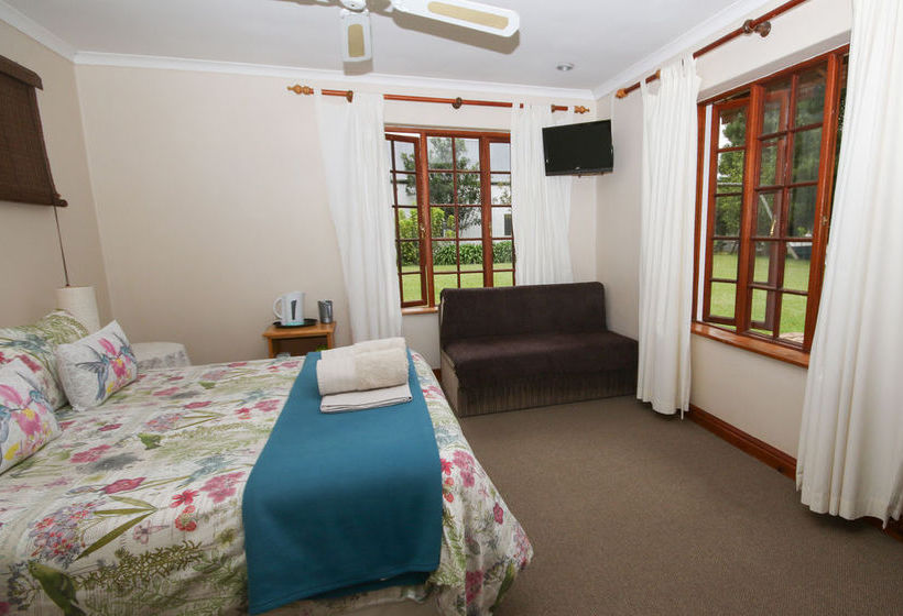 Pension The Village Lodge 16