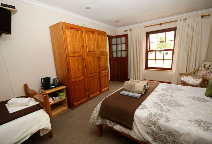 Pension The Village Lodge 20