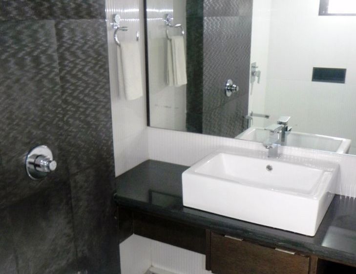 Hotel Reeva Regency 14