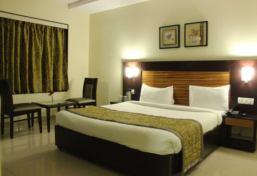 Hotel Reeva Regency 3