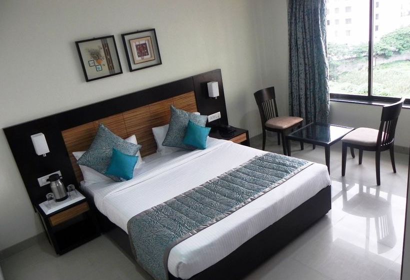 Hotel Reeva Regency 5