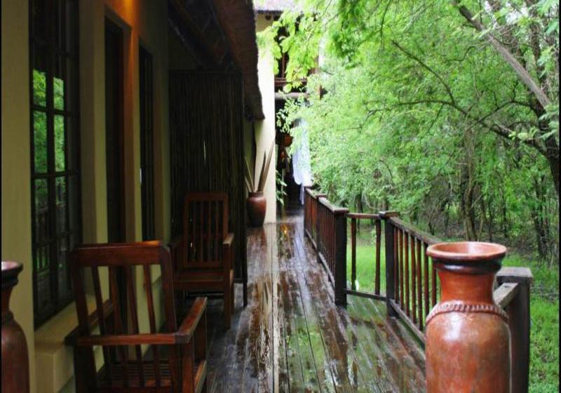 Hotel Maqueda Guest Manor 20