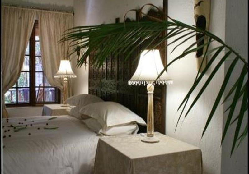 Hotel Maqueda Guest Manor 8