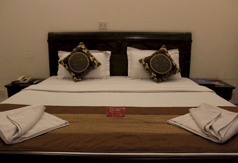 Hotel Oyo Rooms Arjun Marg 19