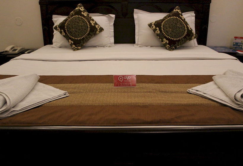 Hotel Oyo Rooms Arjun Marg 7
