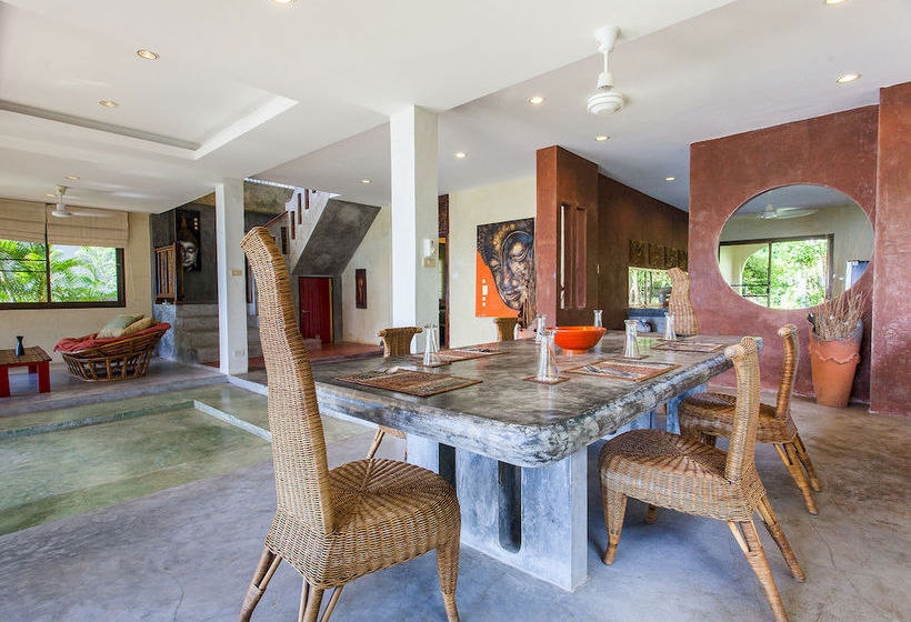 Charu Bay Beach Villa 2