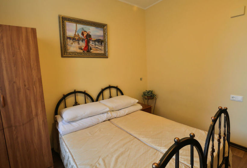 Pension Mini-hotel Art 10