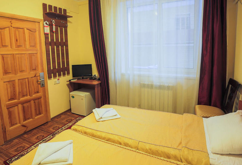 Pension Mini-hotel Art 12