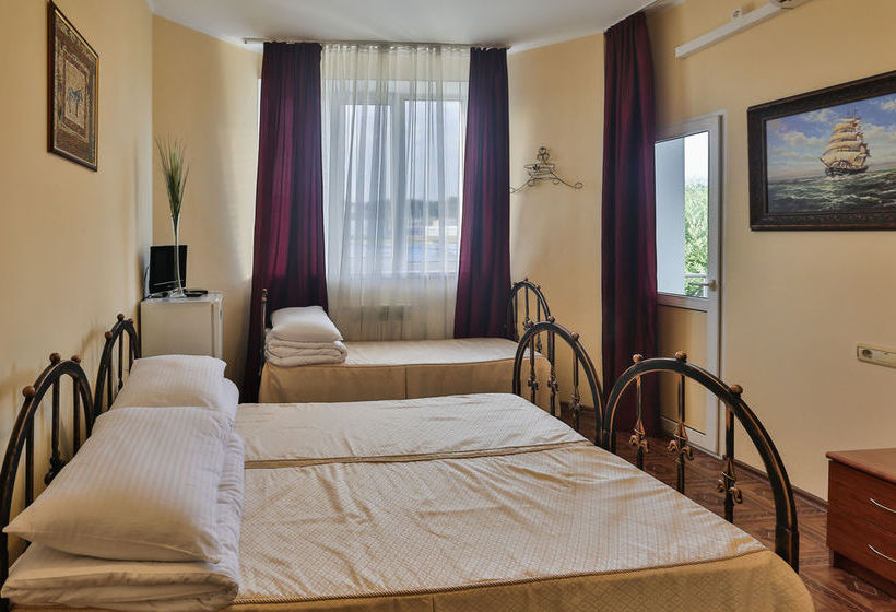 Pension Mini-hotel Art 15