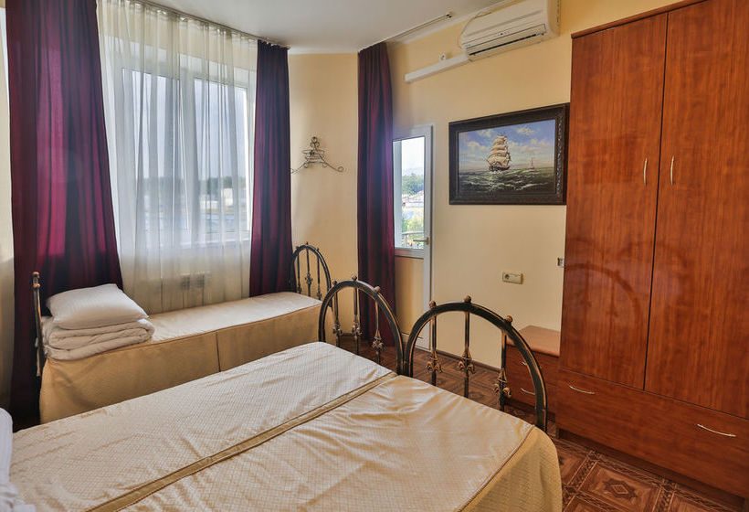 Pension Mini-hotel Art 18