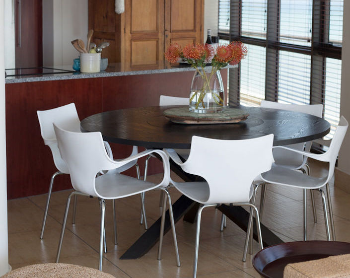 Loddey's Apartments 3