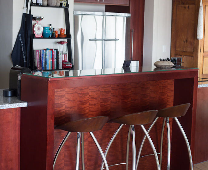 Loddey's Apartments 4