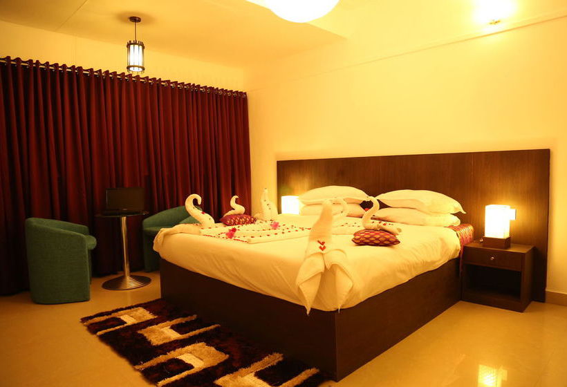 Hotel Leisure Vacations The Club Munnar 12