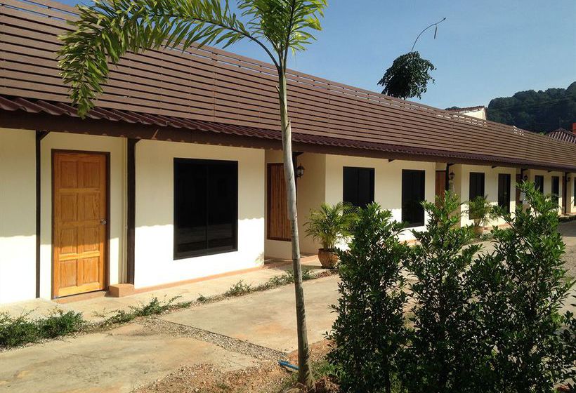 Hotel 3 Bees Resort 11